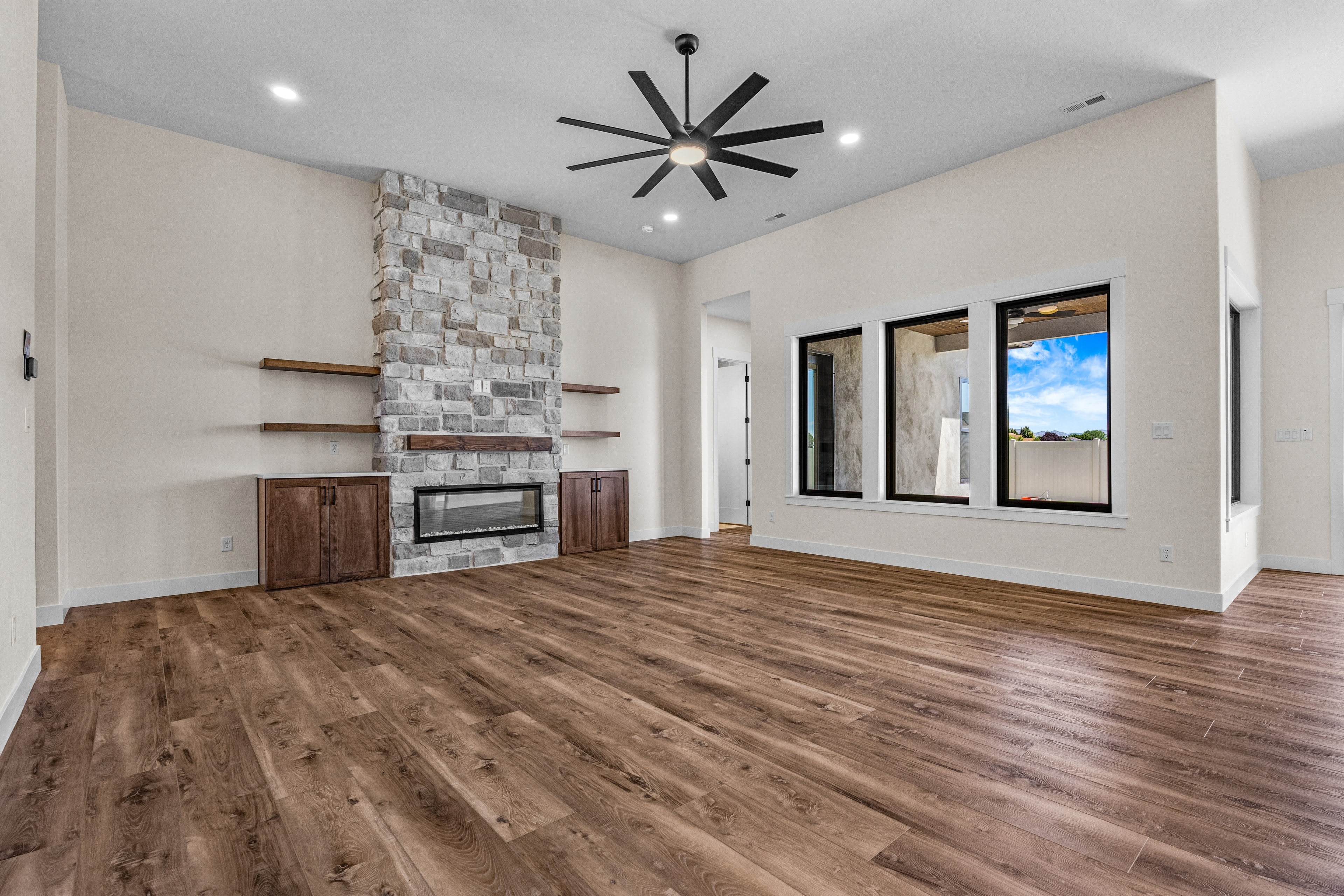 1012 Summer Haven living room