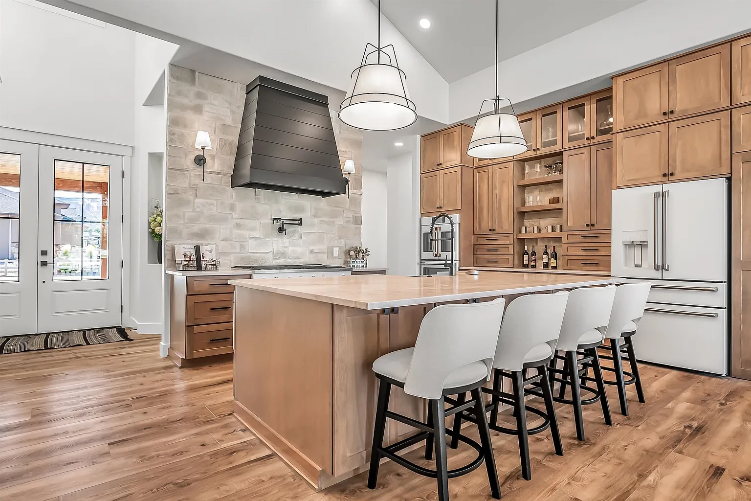 2192 Granite Falls kitchen